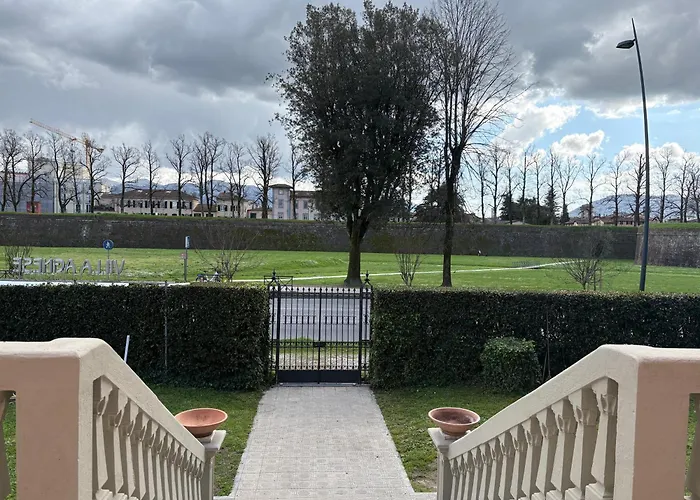 Agnese Oda ve Kahvaltı Lucca