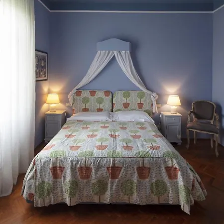 Agnese Bed & Breakfast 3*