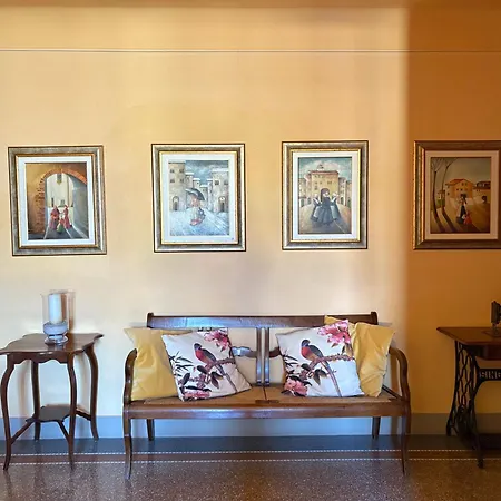 Couette-café Agnese 3*